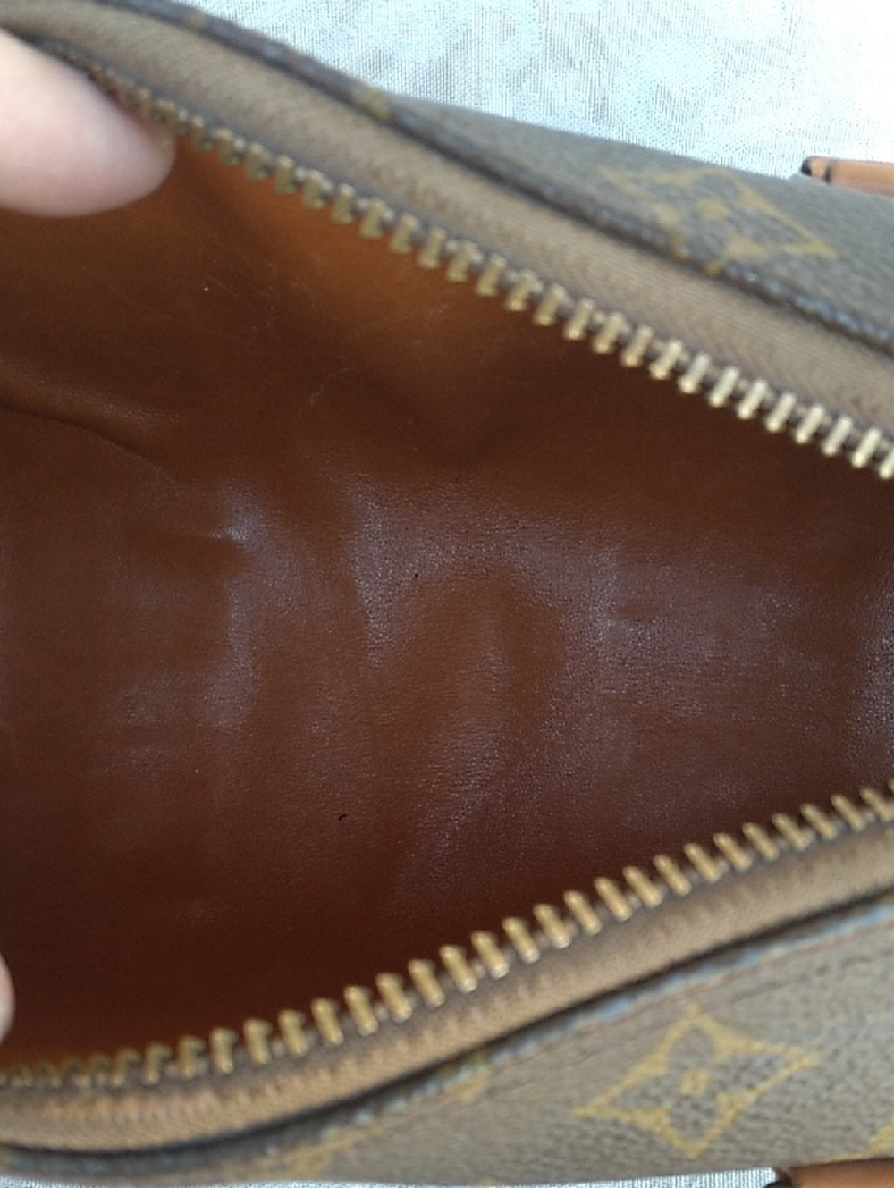 Vintage Louis Vuitton 70s Monogram Papillon Bag - Picture 14 of 16